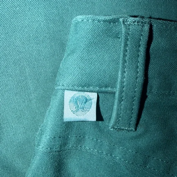 Men’s Lululemon Forest Green Straight Leg Pants - Picture 6 of 6